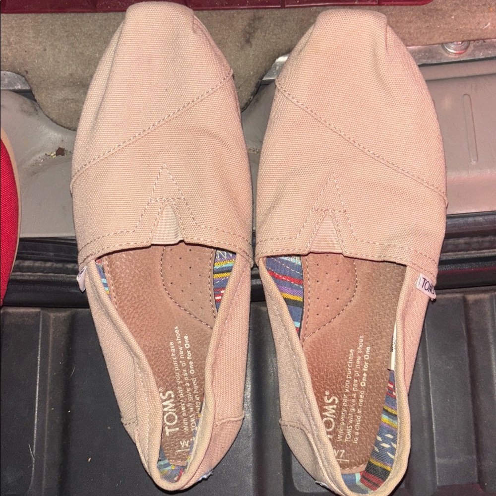 TOMS Light Tan Canvas Slip-Ons